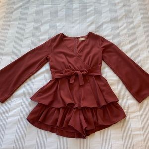 Altar’d State flowy romper with ruffles wide sleeves | size small